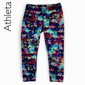 Athleta Floral Fade Sonar Capri Leggings Size Small